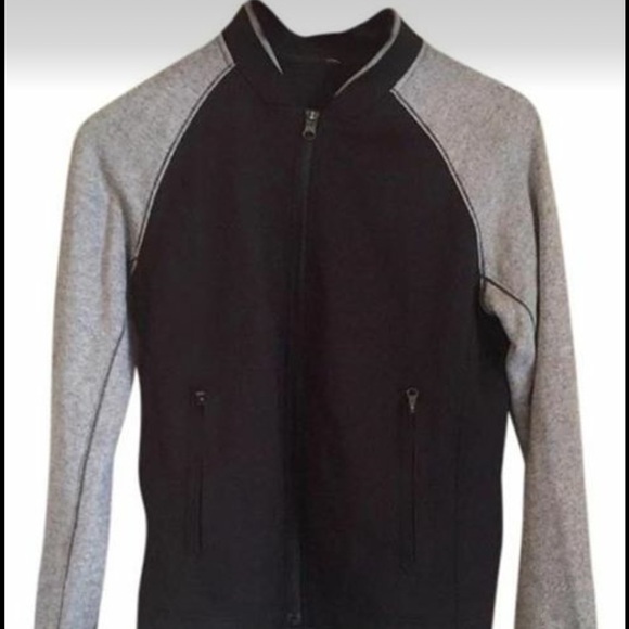 COPY - Lululemon Var-City Bomber Jacket Size 10 - Picture 3 of 4